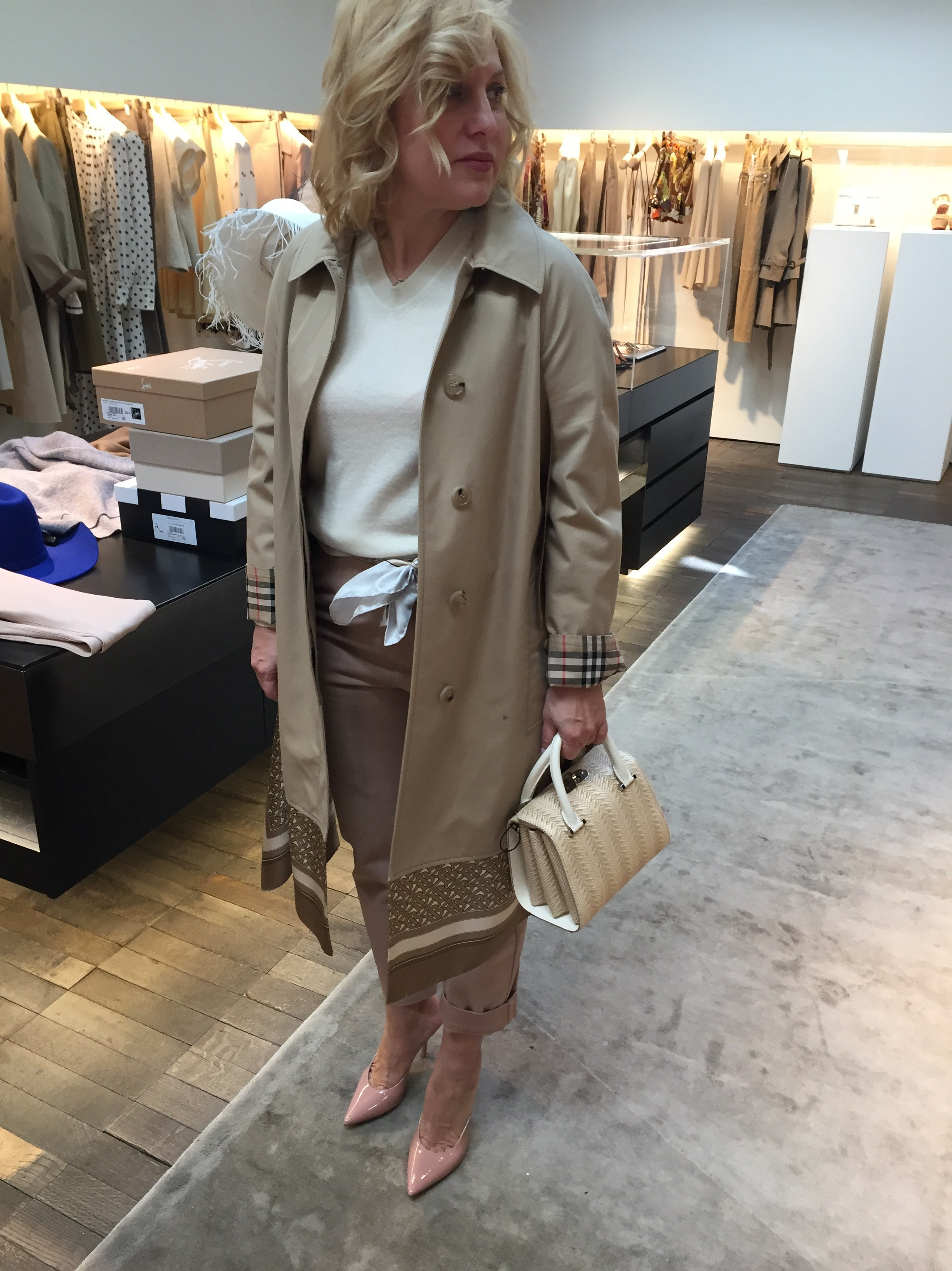 Услуги стилиста в Милане.